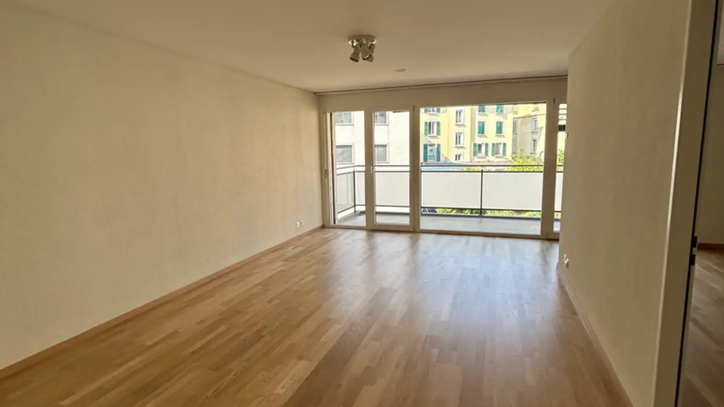 Apartment for rent - Rue De La Source 7, 1020 Renens VD - Photo 3