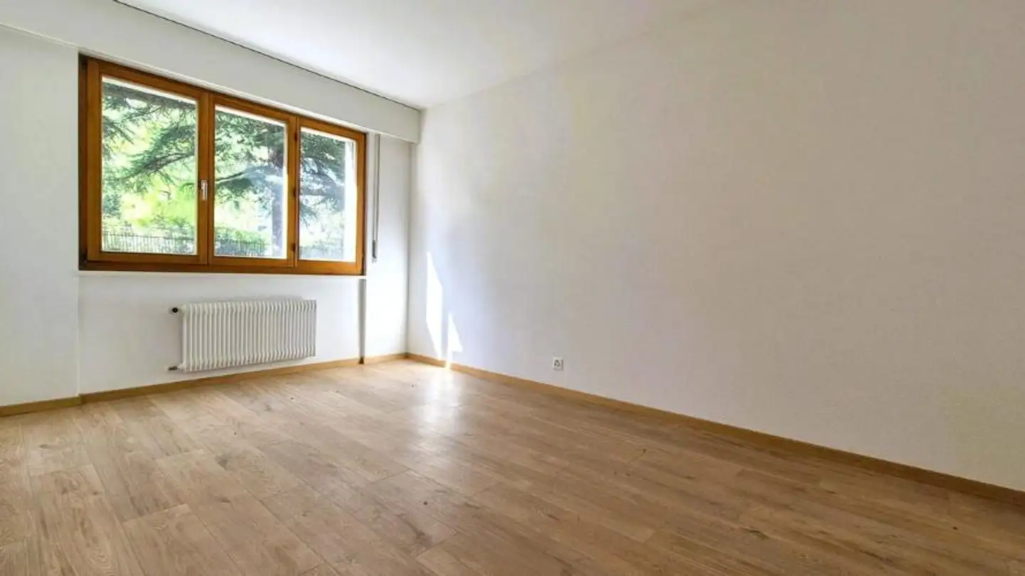 Apartment for sale - Rue de Plantassage 3, 3976 Noës - Photo 2