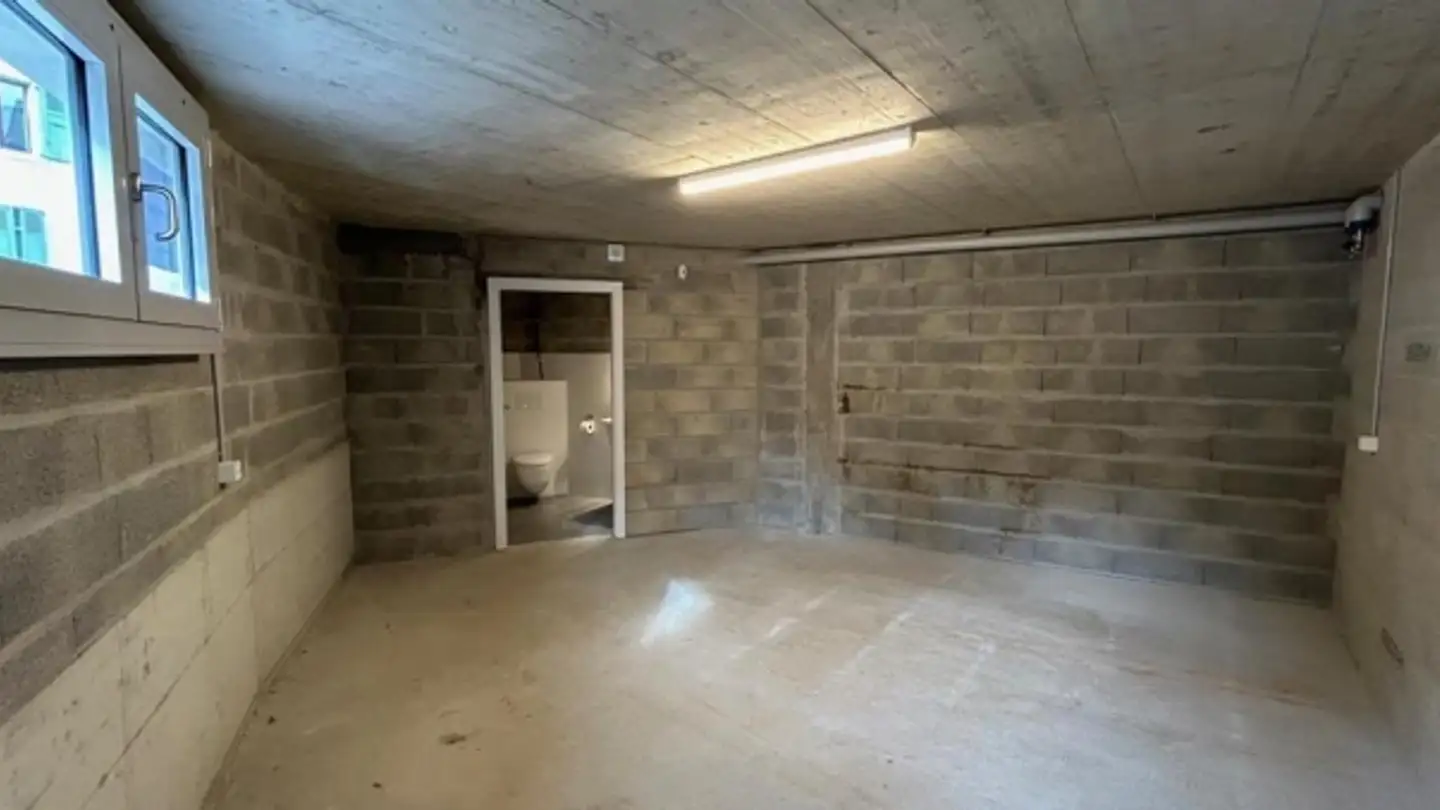 Storage space for rent - Place De La Harpe 10, 1180 Rolle - Photo 3