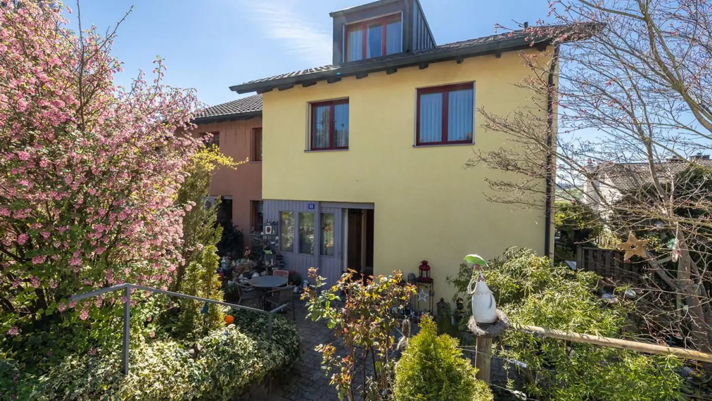Stepped house for sale - Aubodenstrasse 69, 8472 Seuzach