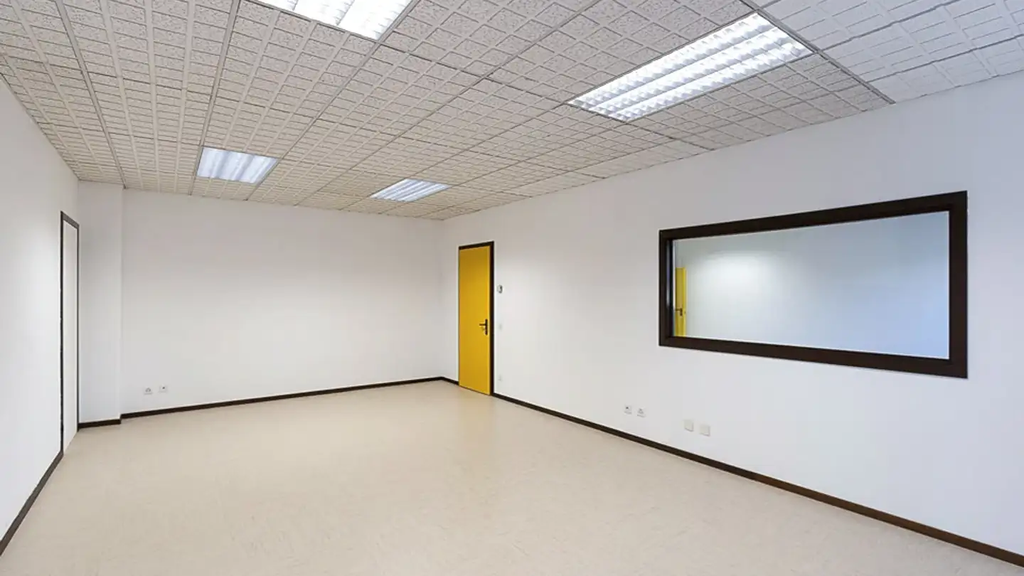 Office space for rent - Via Industria 3, 6814 Lamone - Photo 4