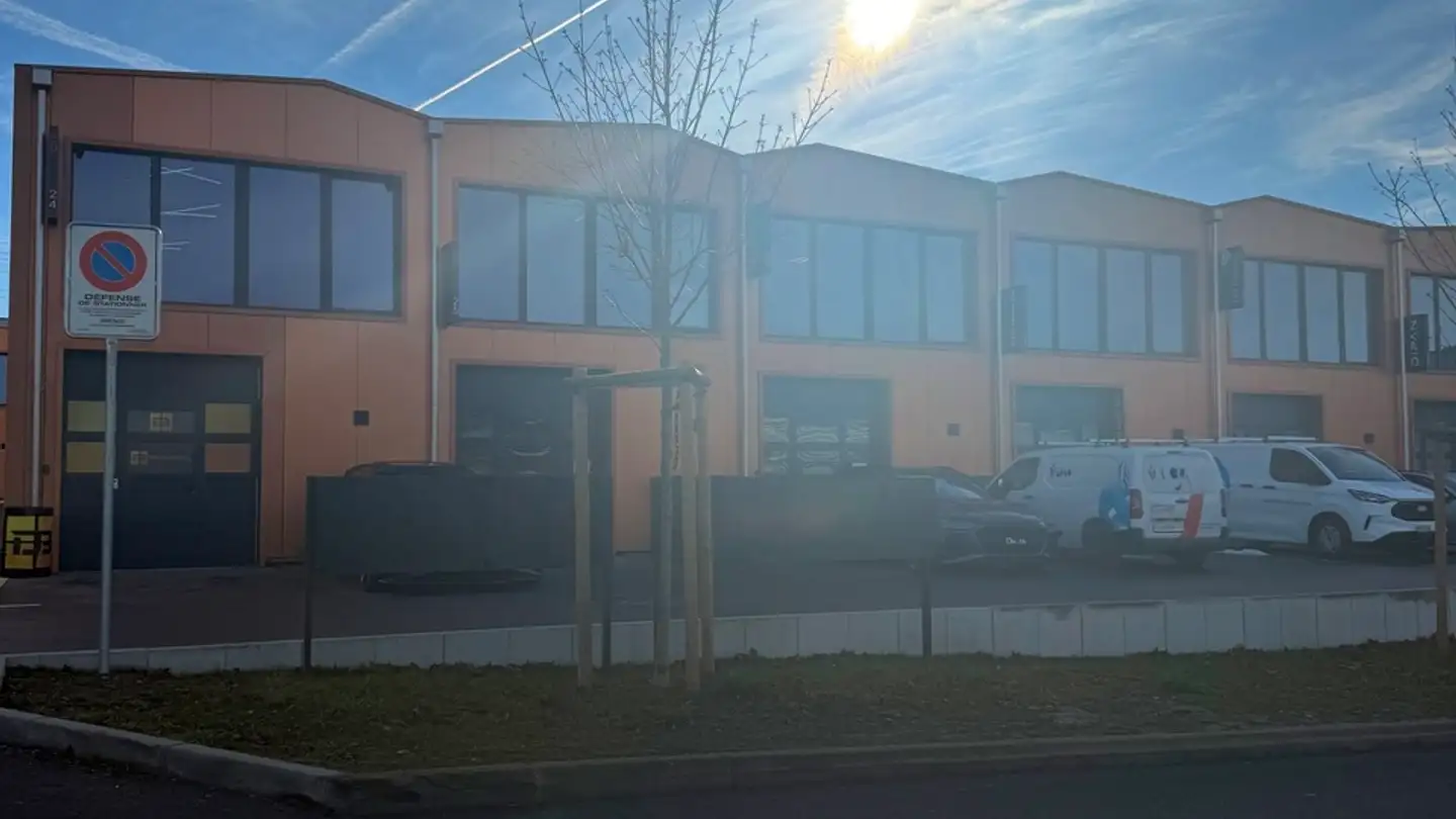 Usine à louer - Chemin des Lentillières, 1023 Crissier - Photo 2