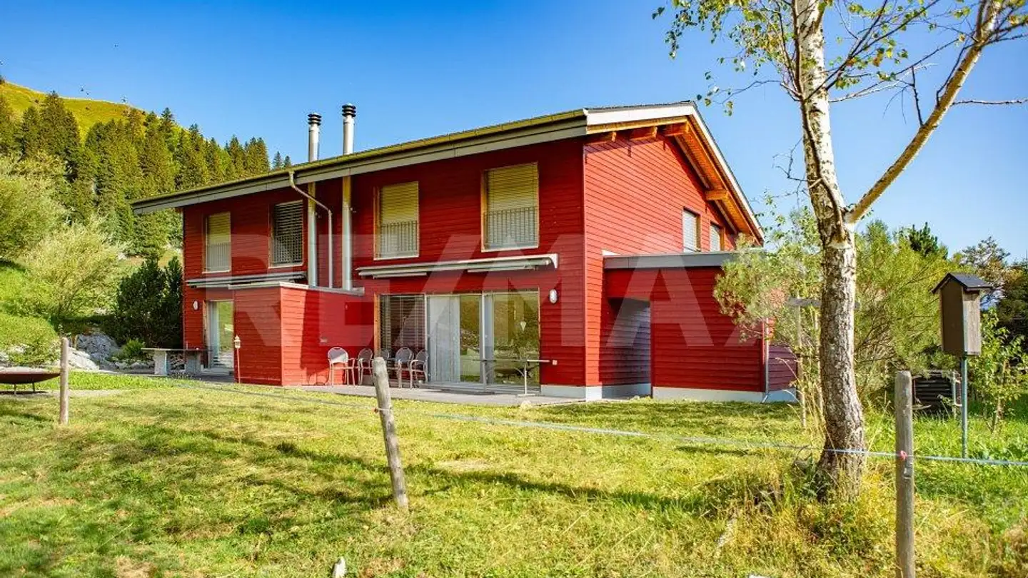 Furnished apartment for sale - 6433 Stoos SZ
