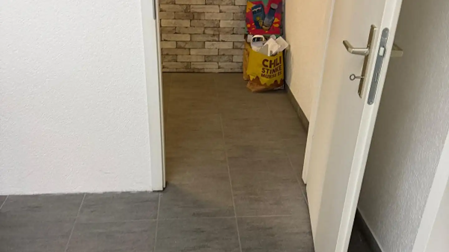 Bürofläche mieten - Usterstrasse 4, 8604 Volketswil - Foto 3