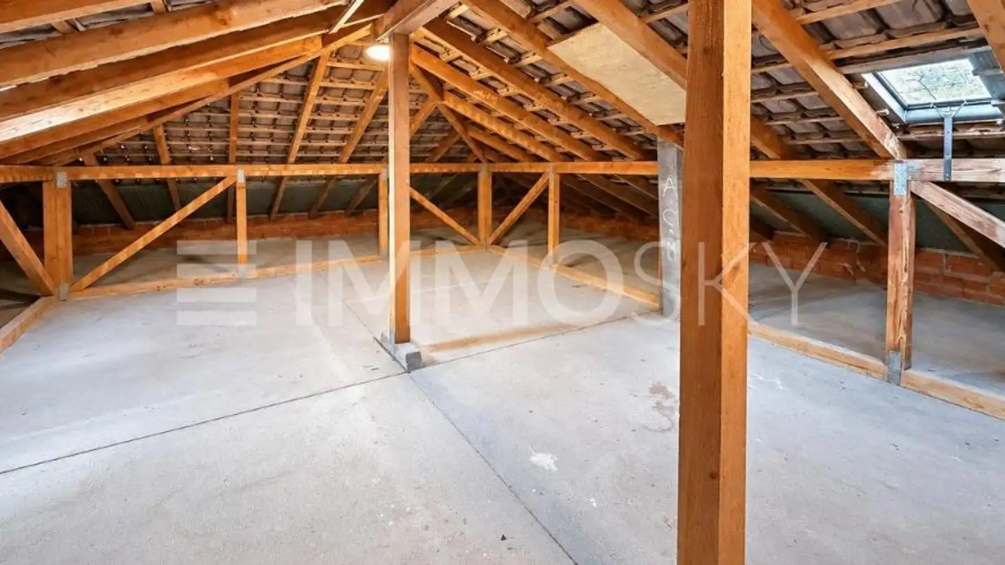 Dachgeschosswohnung kaufen - 1737 Plasselb