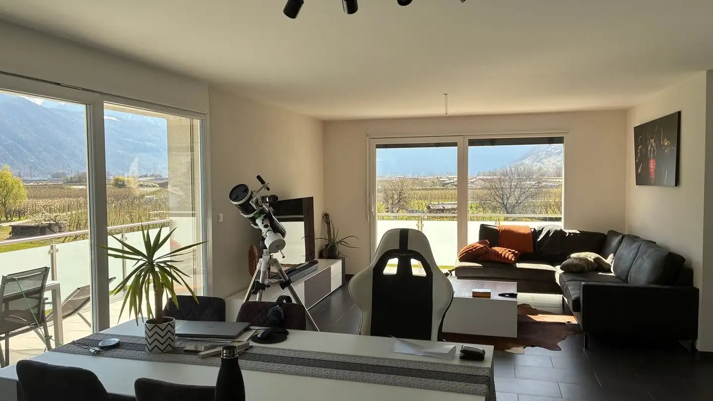 Penthouse for rent - Chemin De L'indivis Nord, 1926 Fully