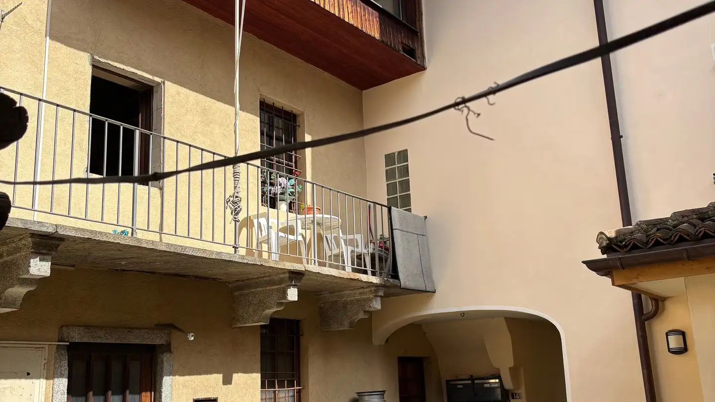 Edificio residenziale in vendita - Contrada Mornée, 6984 Pura