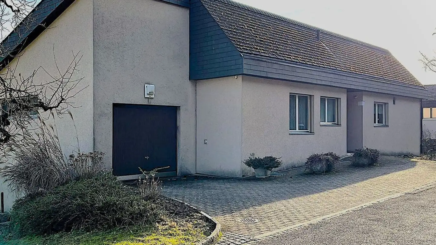 Single house for sale - Rümlisbergstrasse 5, 4803 Vordemwald