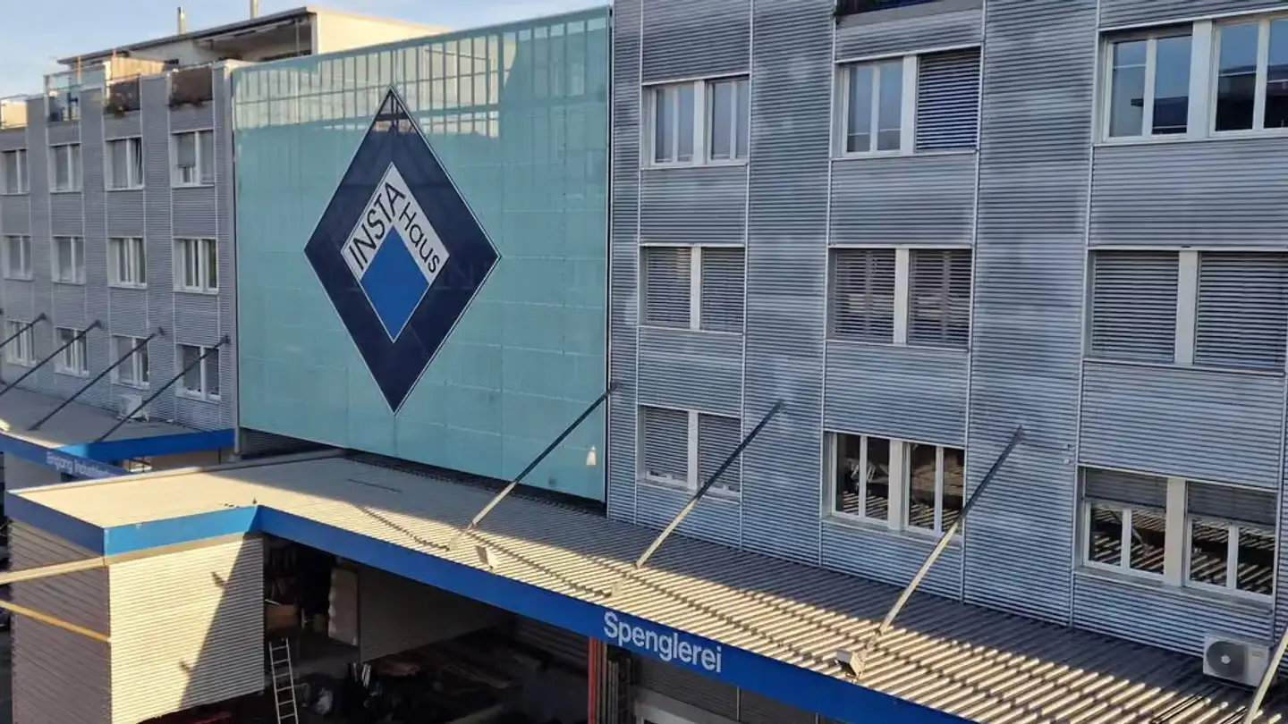 Bureau à louer - Industriestrasse 35, 8625 Gossau ZH