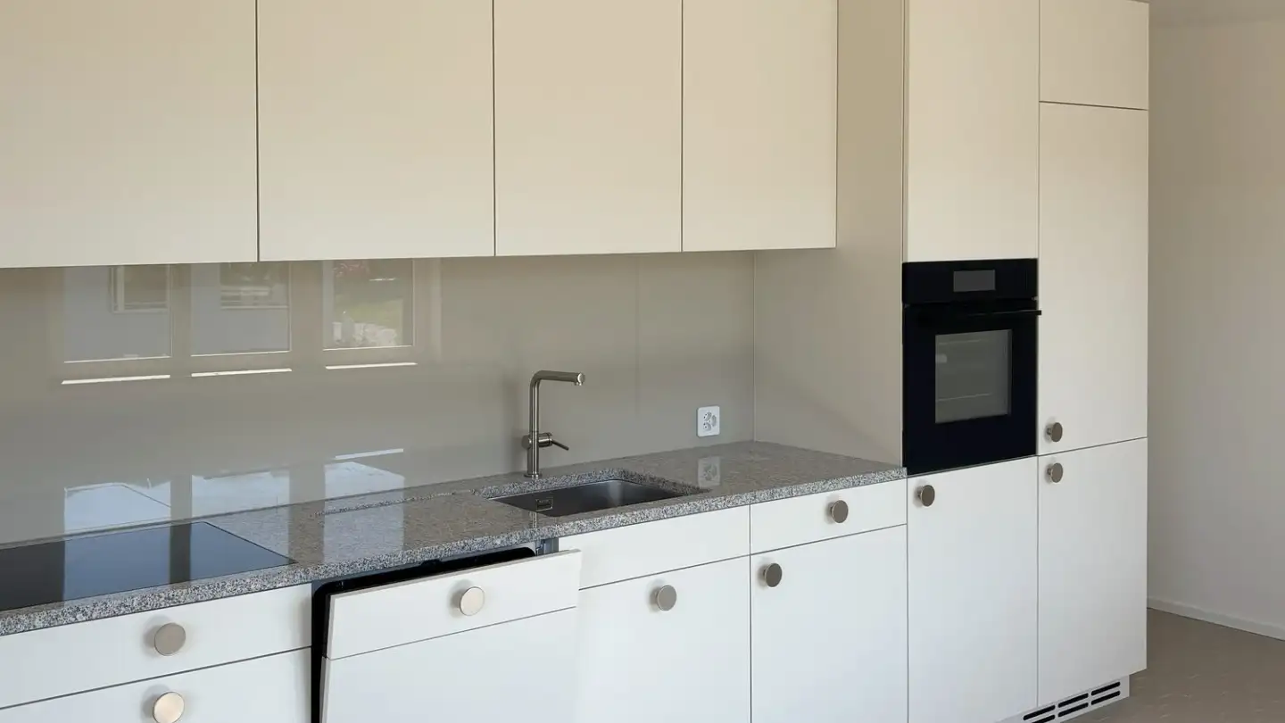 Wohnung mieten - Langholzstrasse 14, 8618 Oetwil am See - Foto 2