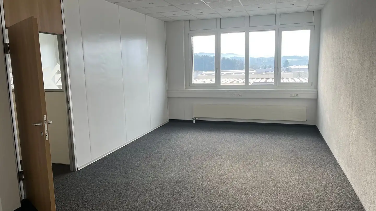 Spazio ufficio in affitto - Herbergstrasse 11, 9524 Zuzwil SG - Photo 2