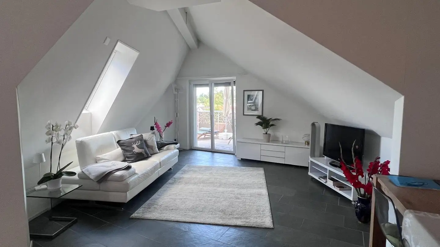 Wohnung mieten - Itzikerstrasse 18, 8627 Grüningen