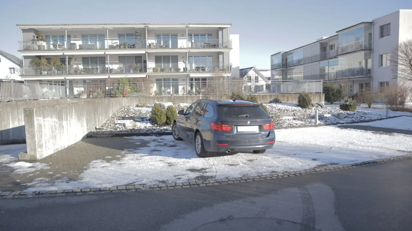 Outdoor parking space for rent - Stuberhofstrasse, 4513 Langendorf
