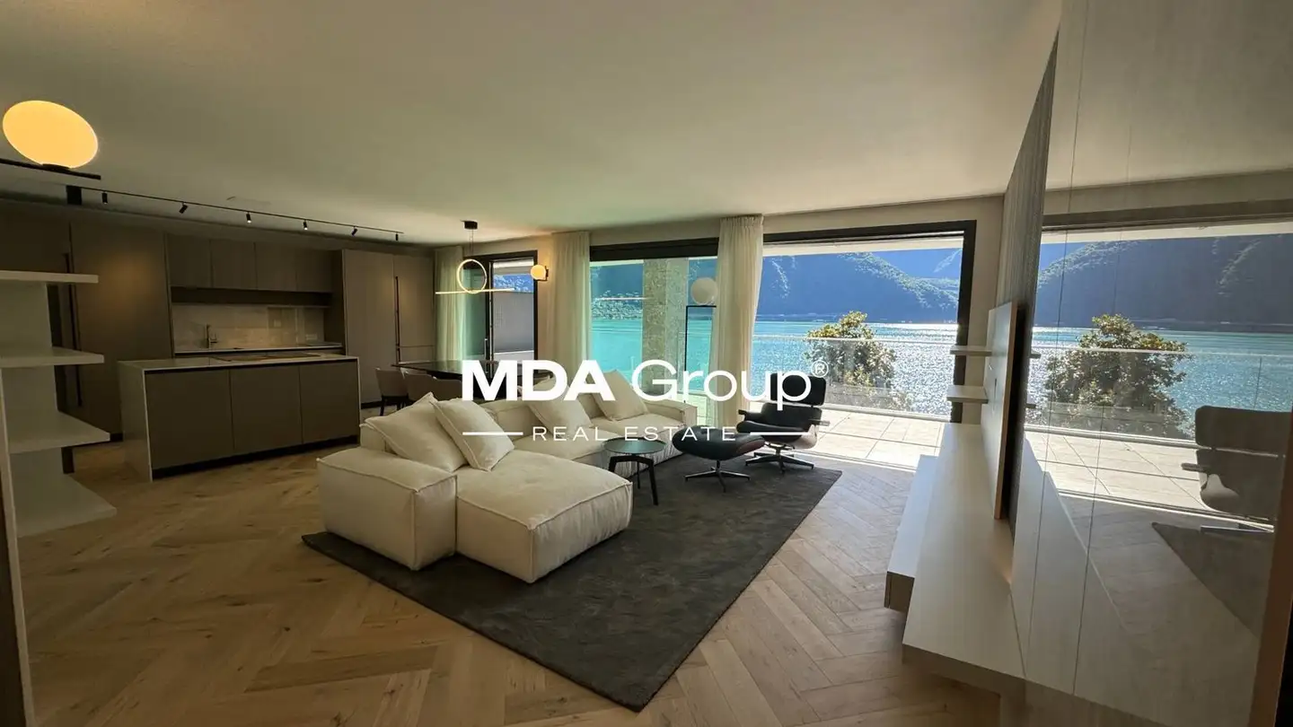 Appartement à louer - Lungolago Giuseppe Motta, 6815 Melide