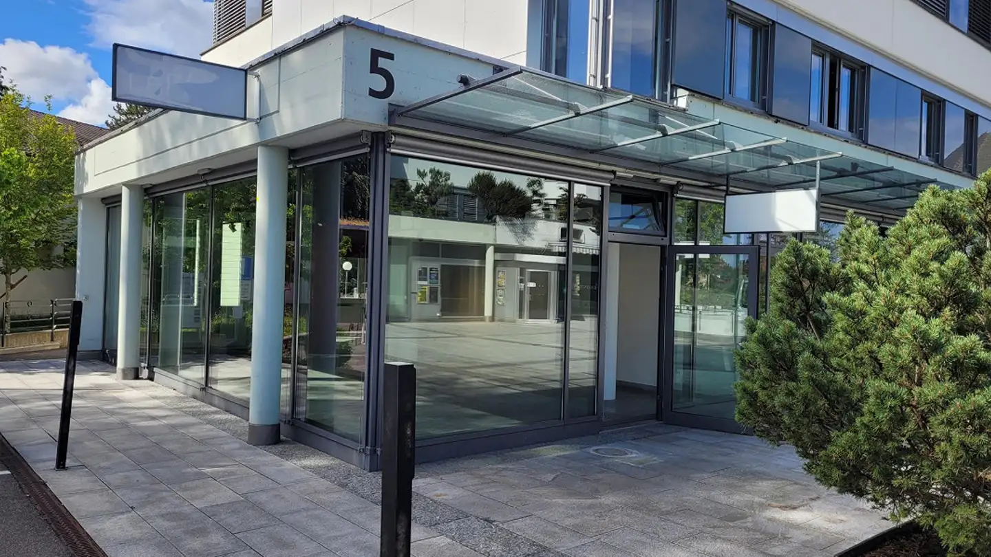 Commercial à louer - Belpstrasse 5, 3074 Muri b. Bern