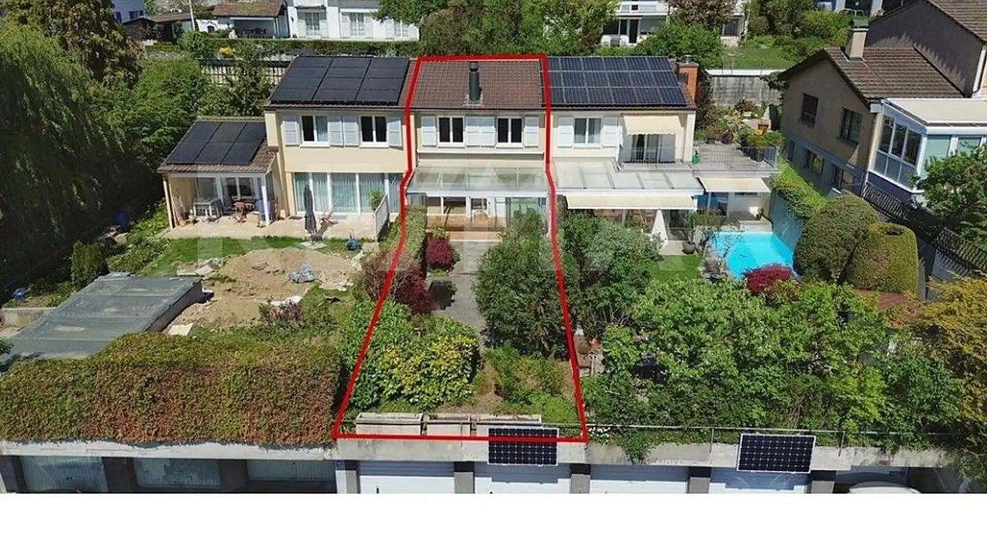 Stepped house for sale - 3065 Bolligen