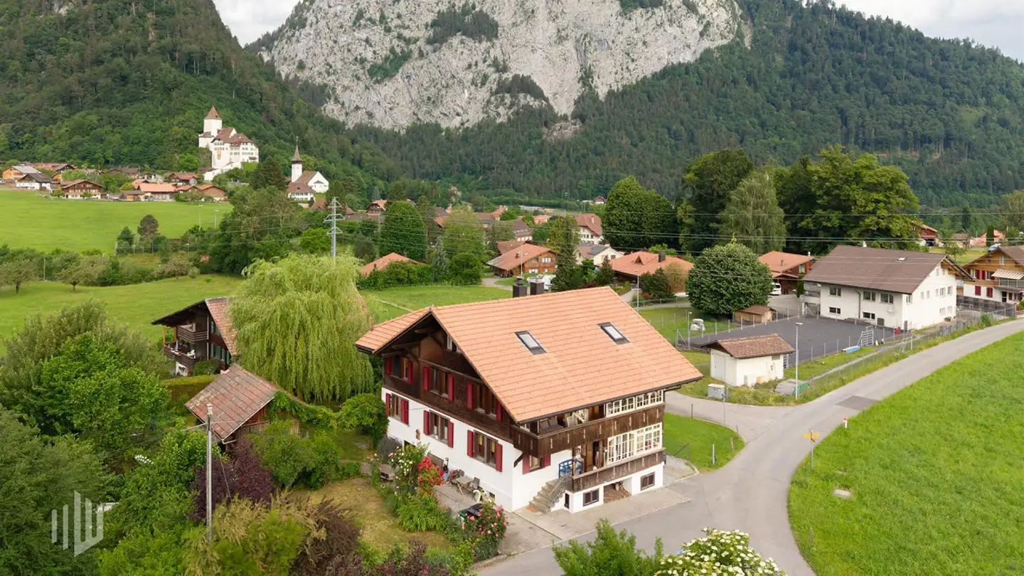 Mehrfamilienhaus kaufen - Haslistrasse 14, 3752 Wimmis