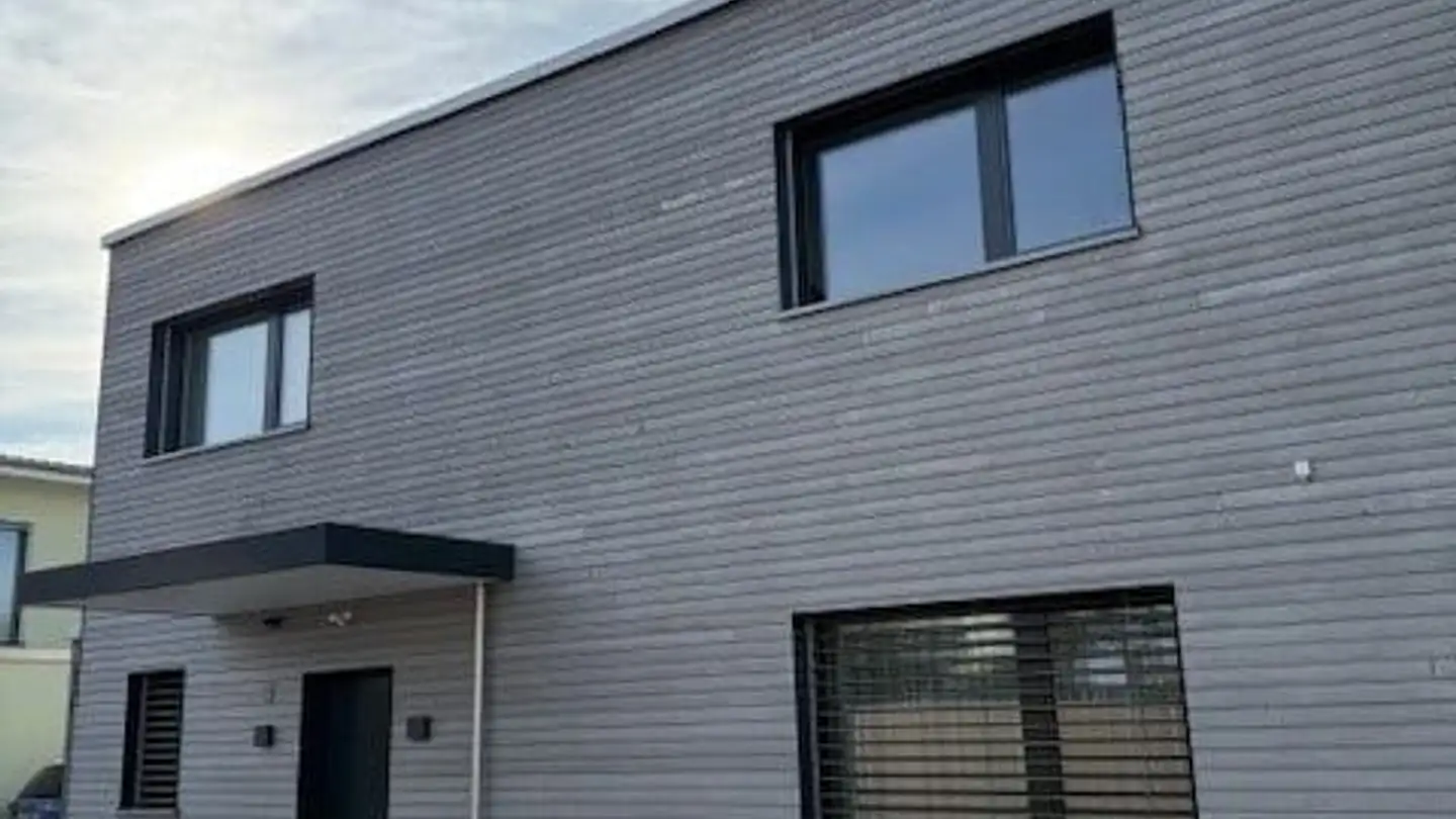 Semi-detached house for rent - Grillenweg 3, 5034 Suhr