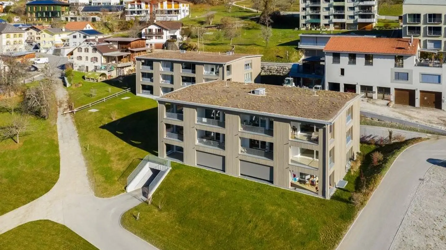 Garage singolo in affitto - Quadra 6, 7418 Tumegl/Tomils