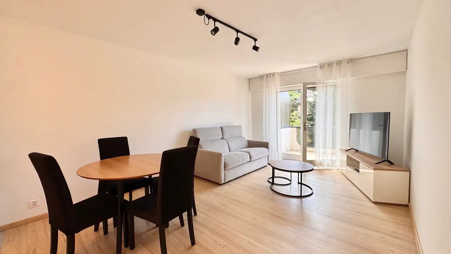 Appartement meublé à louer - Chemin Du Chantey 8, 1817 Brent - Photo 2
