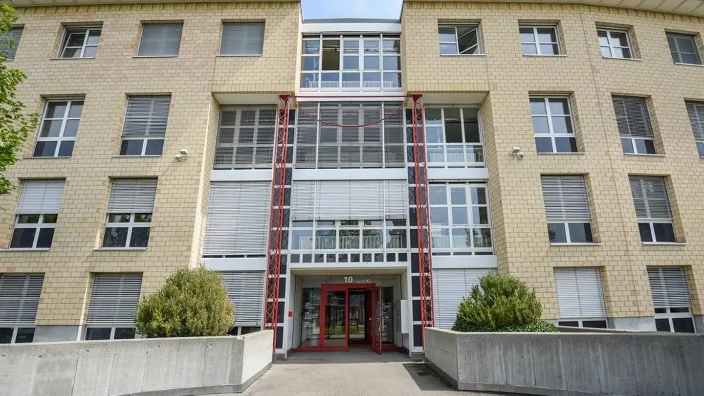 Single garage for rent - Schermenwaldstrasse 10, 3063 Ittigen