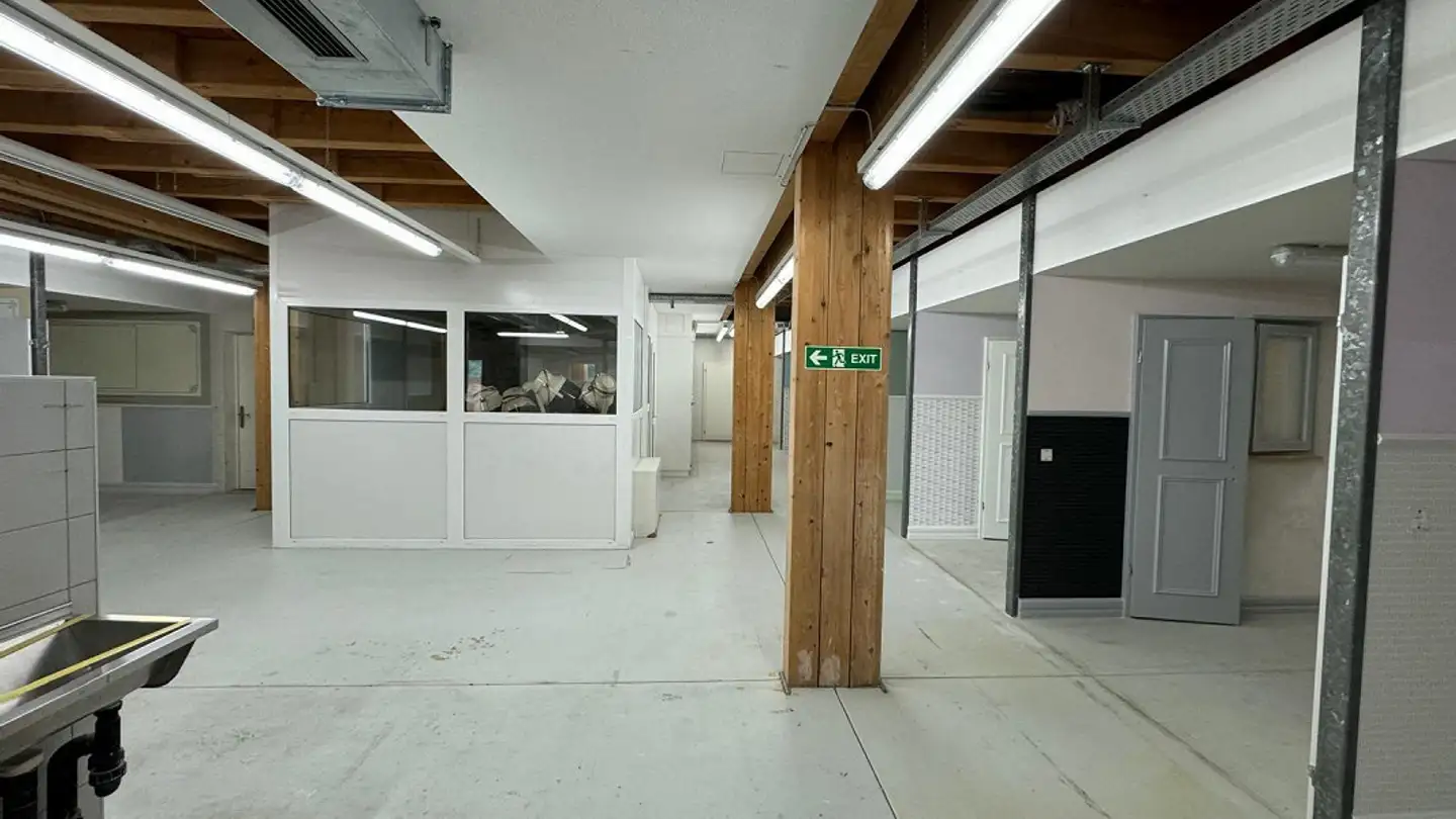 Commercial à louer - Kanalstrasse 17, 4415 Lausen - Photo 4