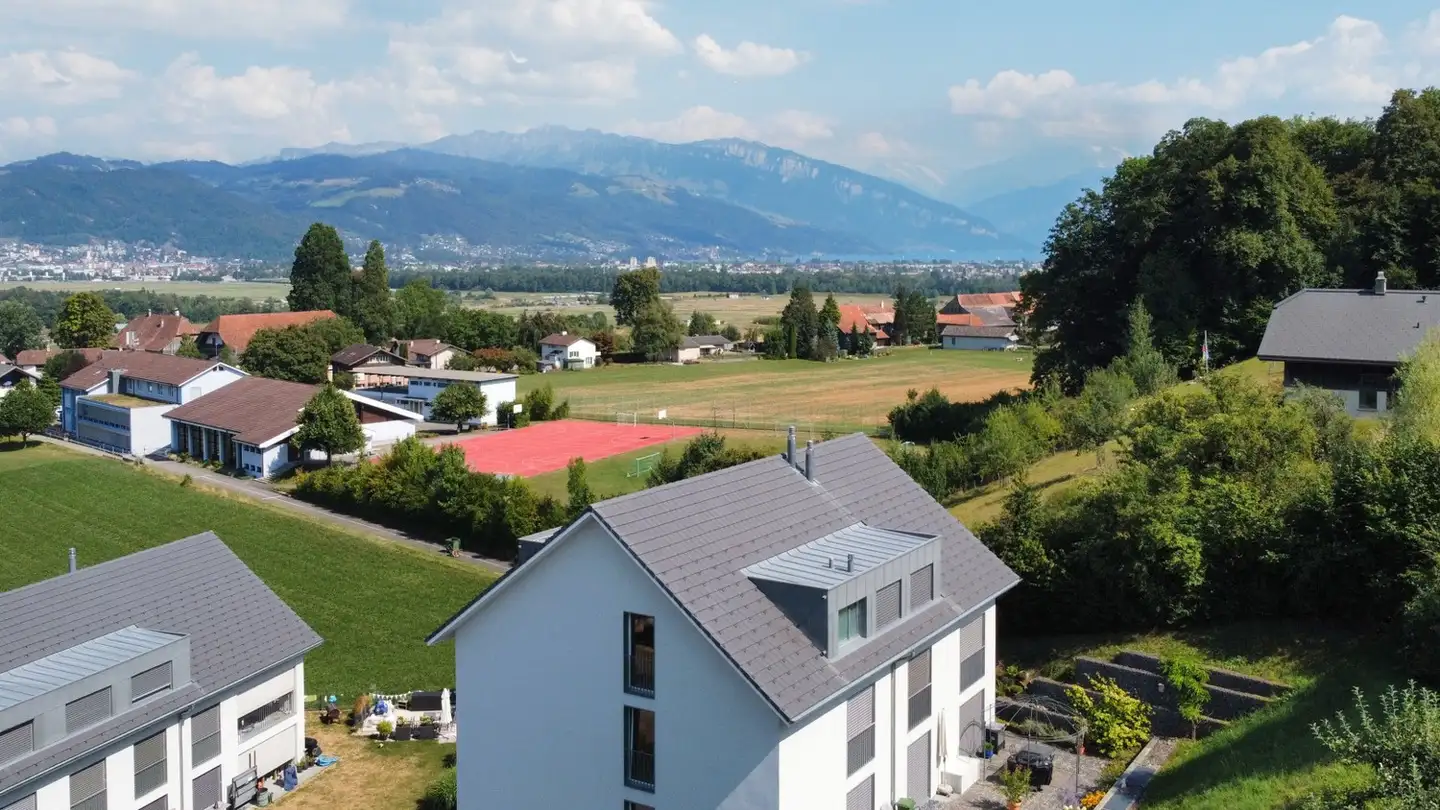 Appartement à louer - Wahlenweg 1e, 3634 Thierachern - Photo 2