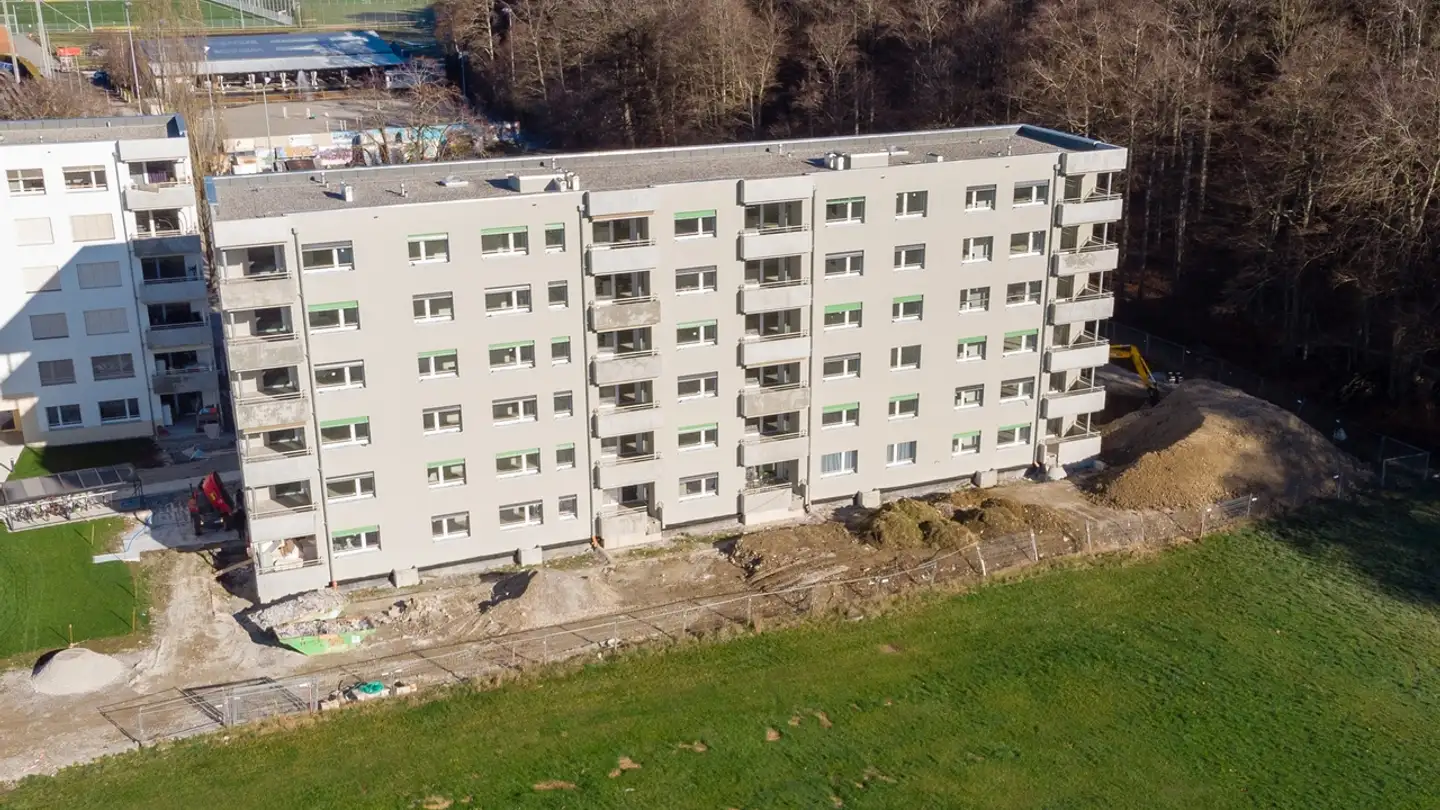 Überdachter Motorradparkplatz mieten - Rue Auguste-Majeux, 1630 Bulle