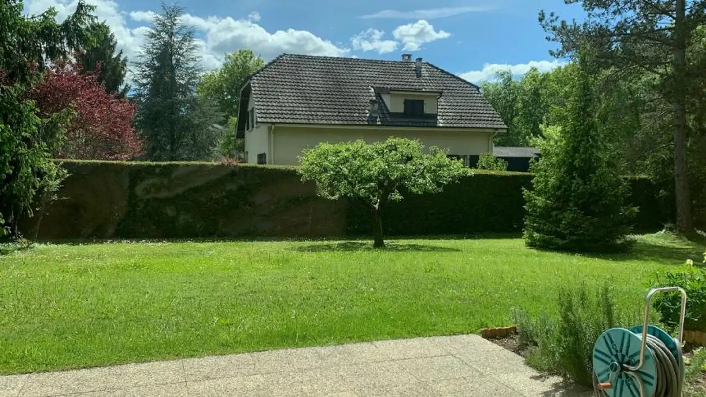Single house for rent - Chemin Des Bois, 1255 Veyrier - Photo 2