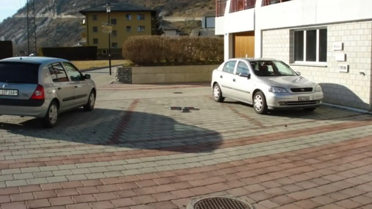 Garage singolo in affitto - Hauptstrasse 50, 3937 Baltschieder - Photo 4