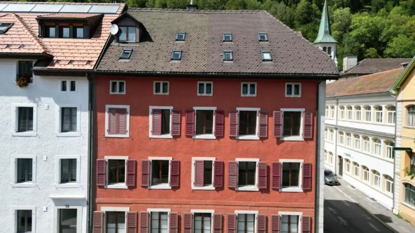 Mehrfamilienhaus kaufen - Rue Pierre-Jolissaint 33, 2610 St-Imier - Foto 2