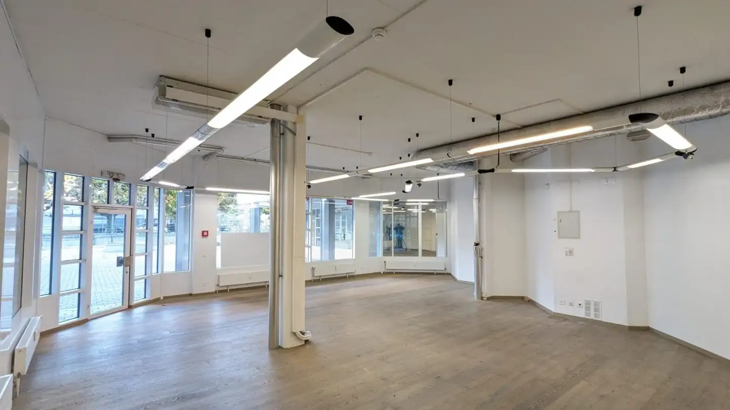 Commercial for rent - Rue De La Molière 22, 2800 Delémont - Photo 3