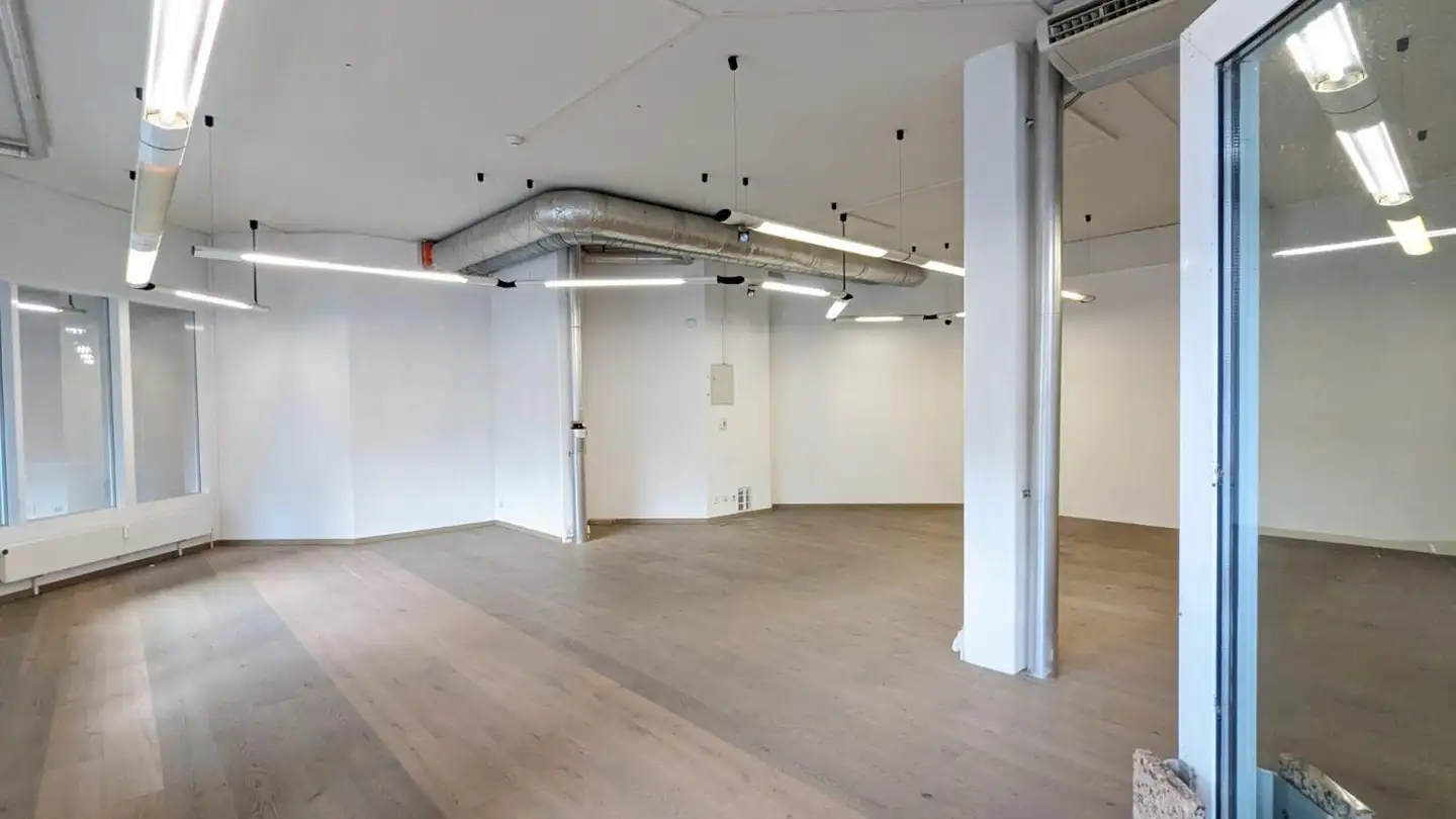 Commercial for rent - Rue De La Molière 22, 2800 Delémont - Photo 4