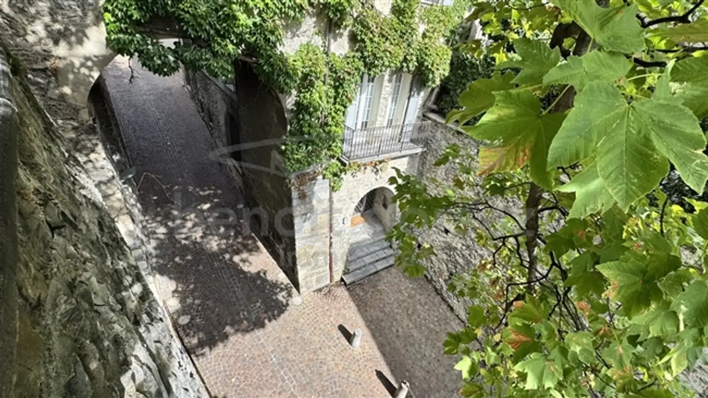 Office space for sale - 1950 Sion