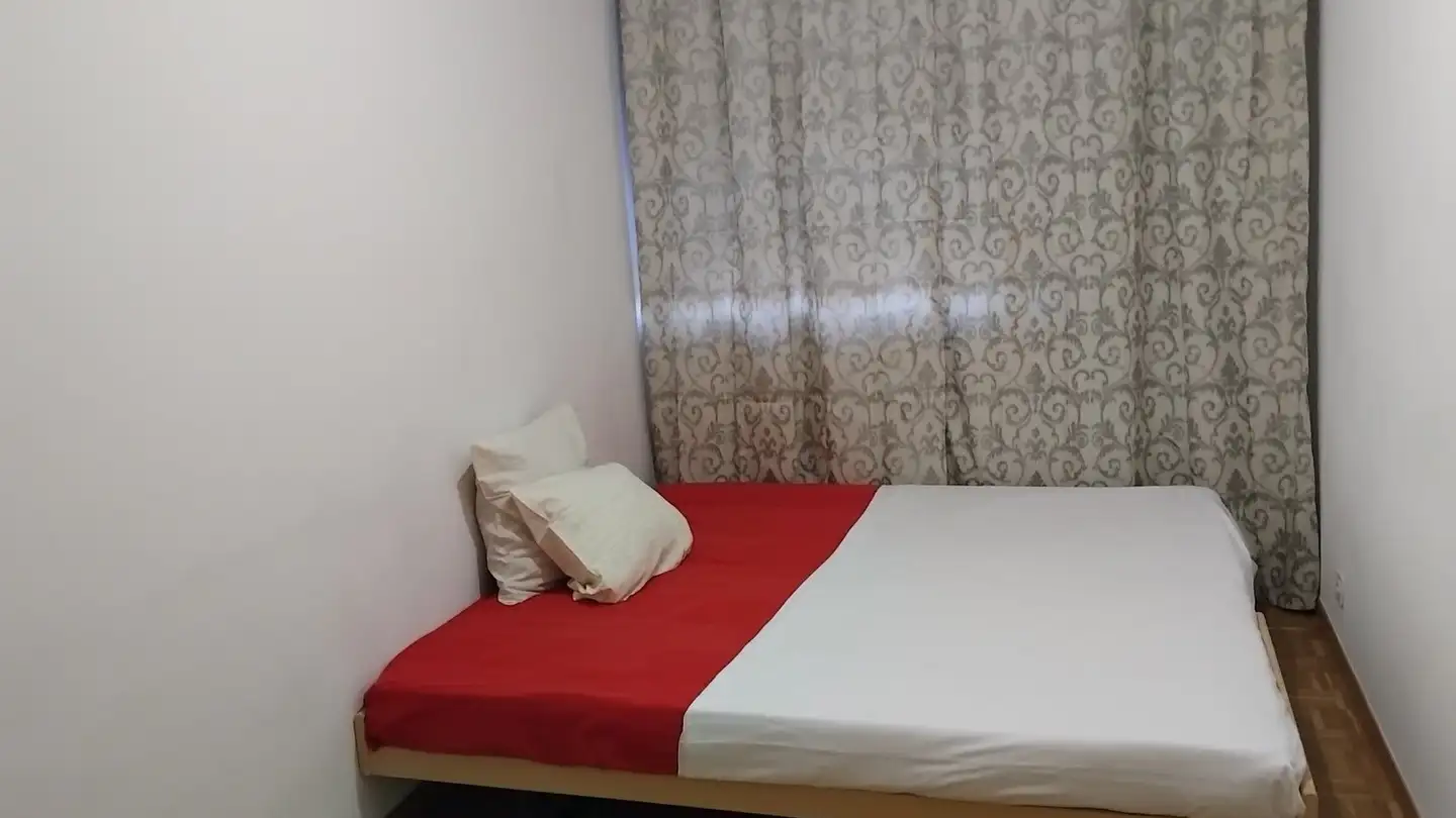 Single room for rent - Rue Gustave- Revilliod, 1227 Les Acacias