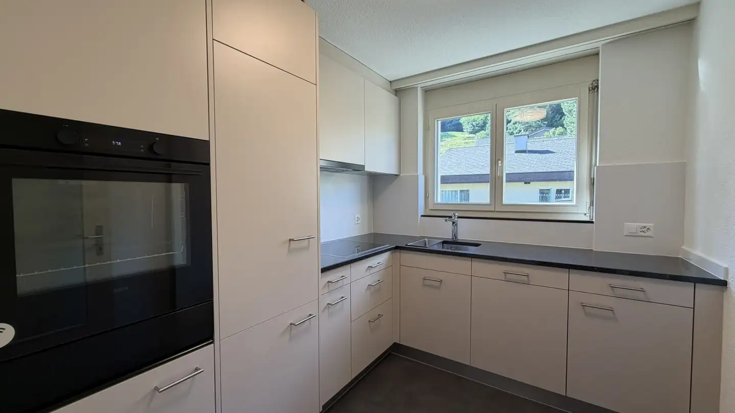 Attic flat for rent - Schlösslistrasse 2, 8422 Pfungen - Photo 2