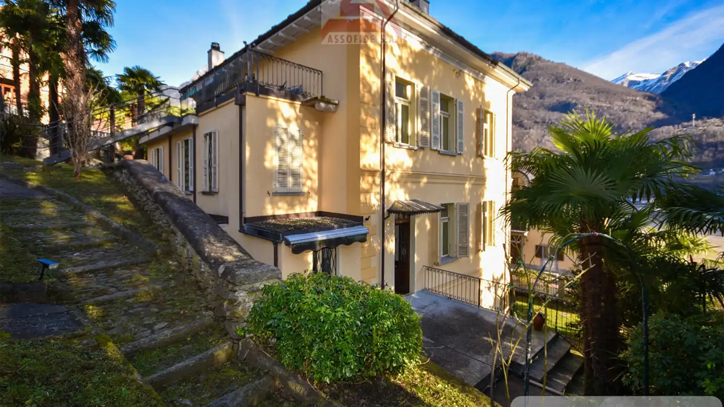 Villa for sale - 6714 Semione