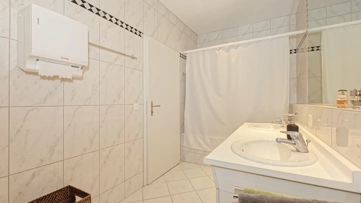 Appartamento in vendita - Vorderzelgstrasse, 8700 Küsnacht ZH - Photo 4