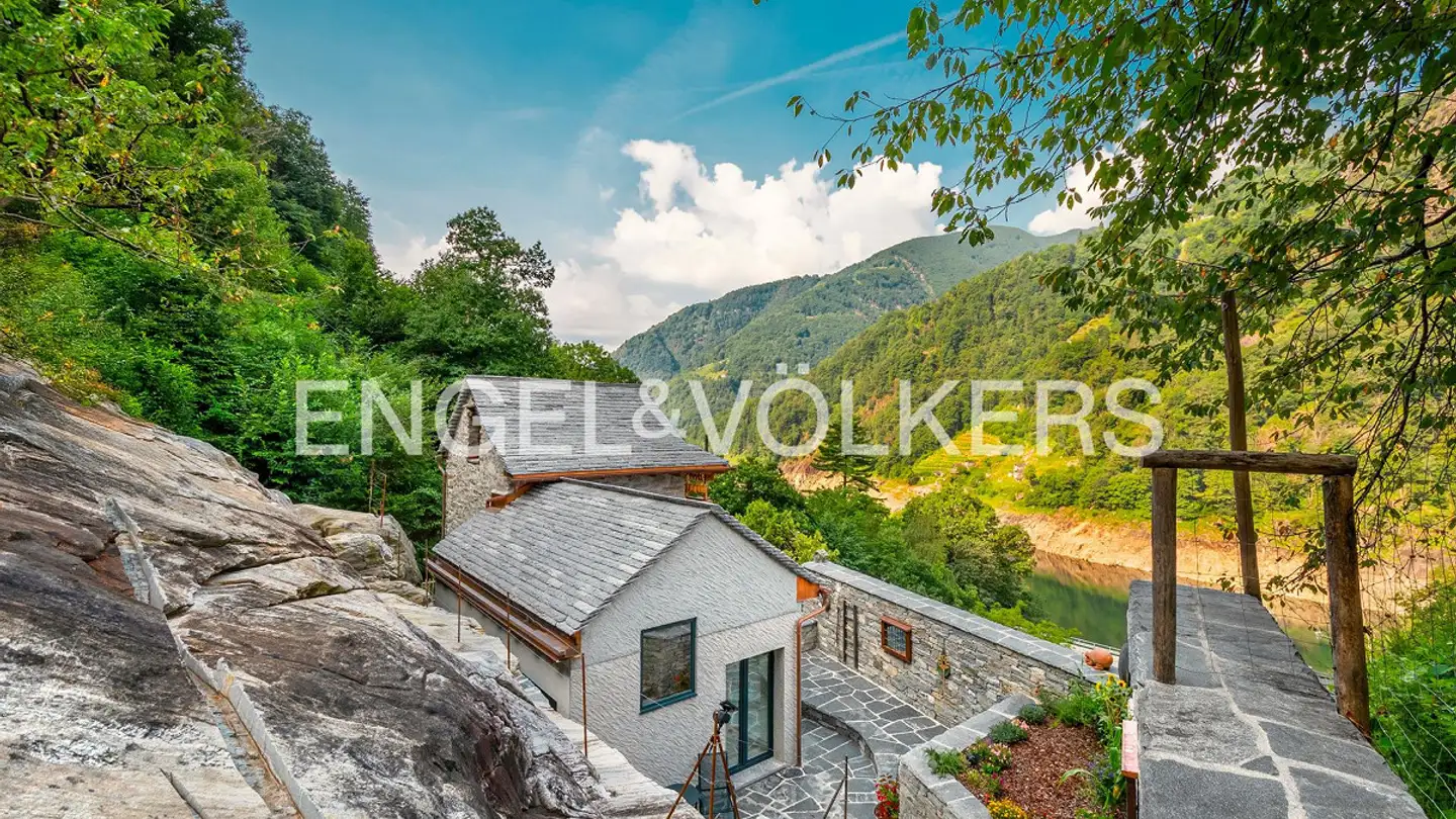 Single house for sale - 6632 Vogorno