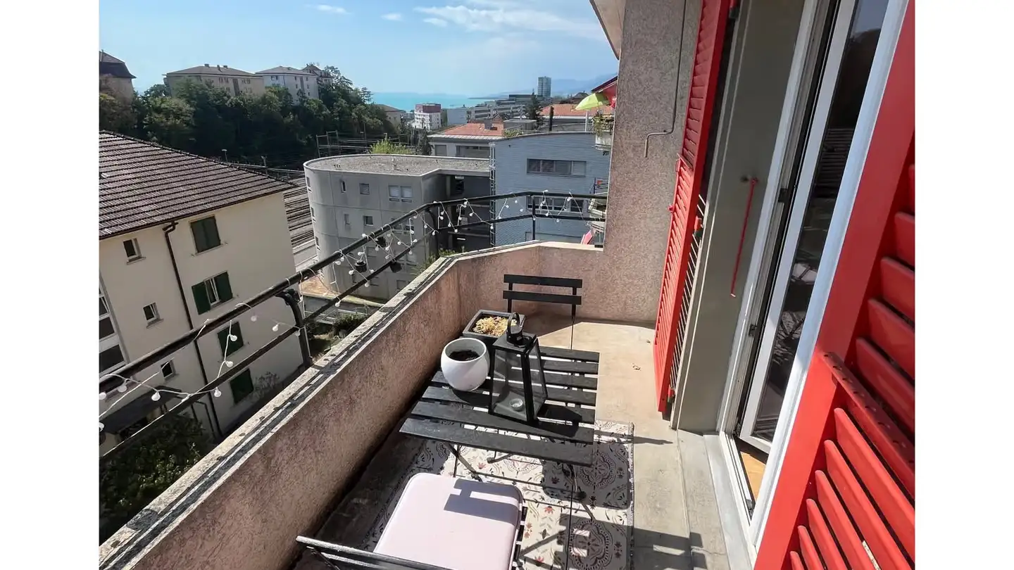 Single house for rent - Rue Des Fahys 145, 2000 Neuchâtel - Photo 2