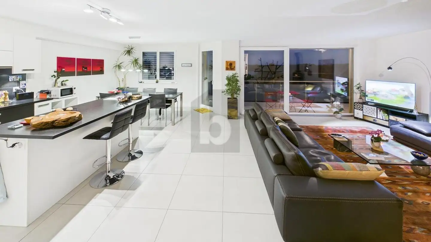 Apartment for rent - 3236 Gampelen - Photo 2