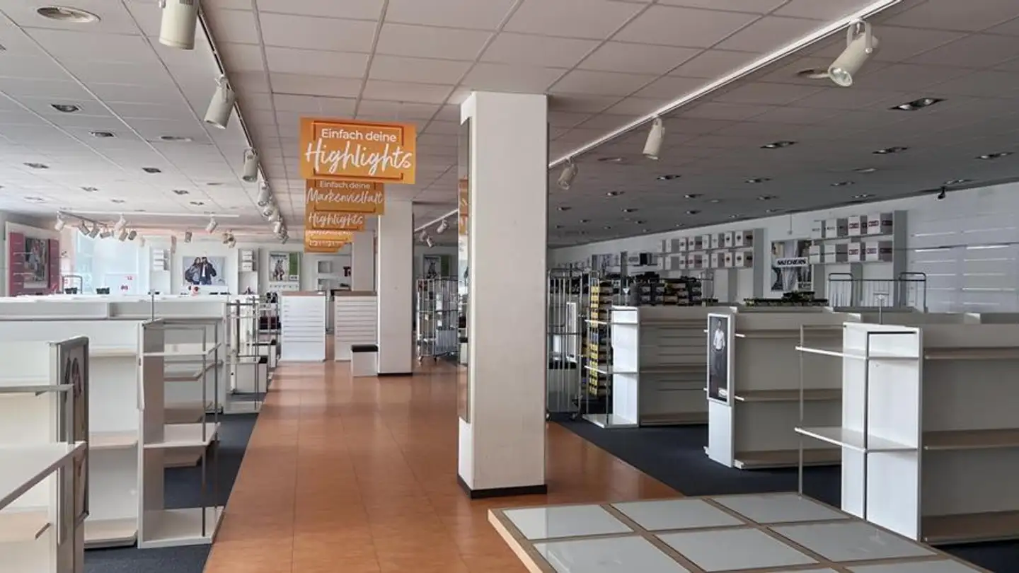Negozio in affitto - Fabrikweg 16, 5033 Buchs AG - Foto 2