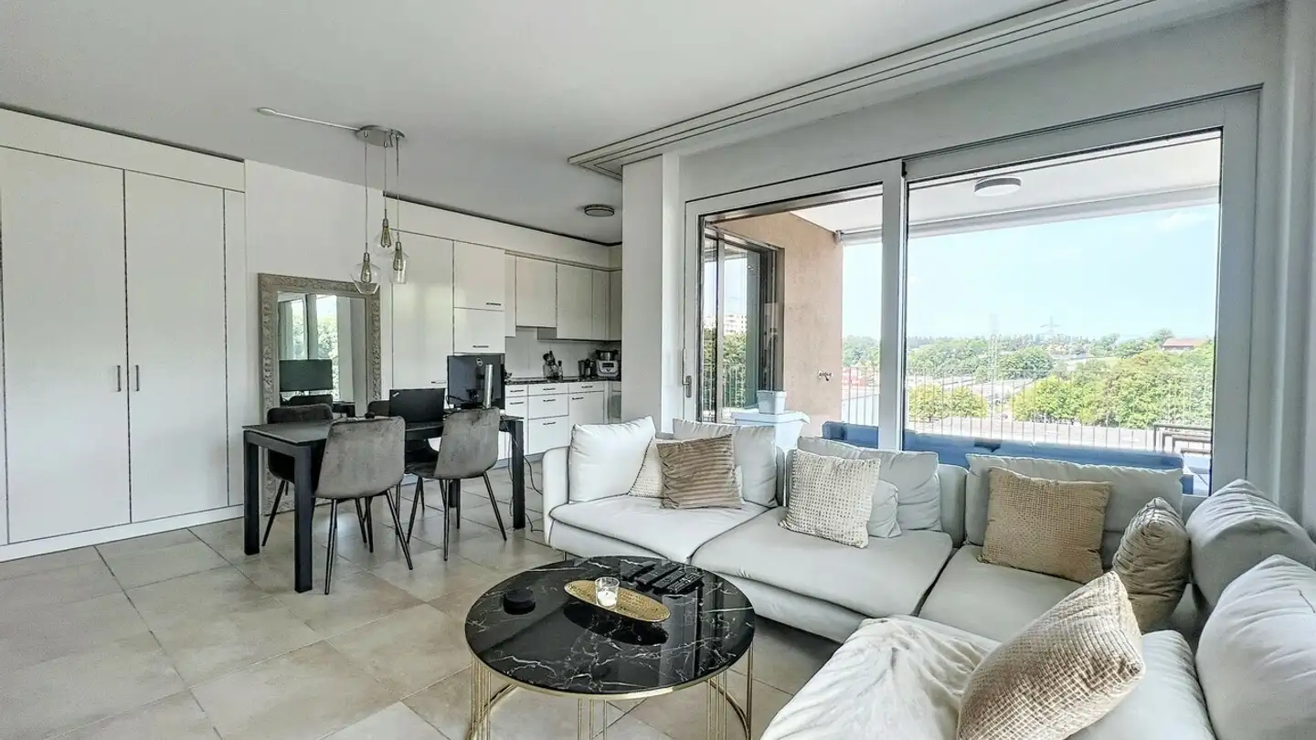 Dachgeschosswohnung mieten - Rue Des Frères-Lumière, 1723 Marly - Foto 2