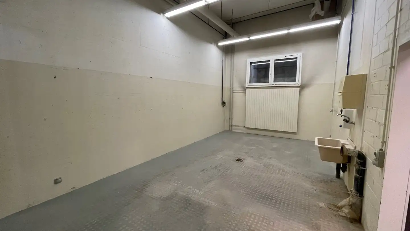 Spazio di archiviazione in affitto - Hardhofstrasse 21, 8424 Embrach - Photo 3