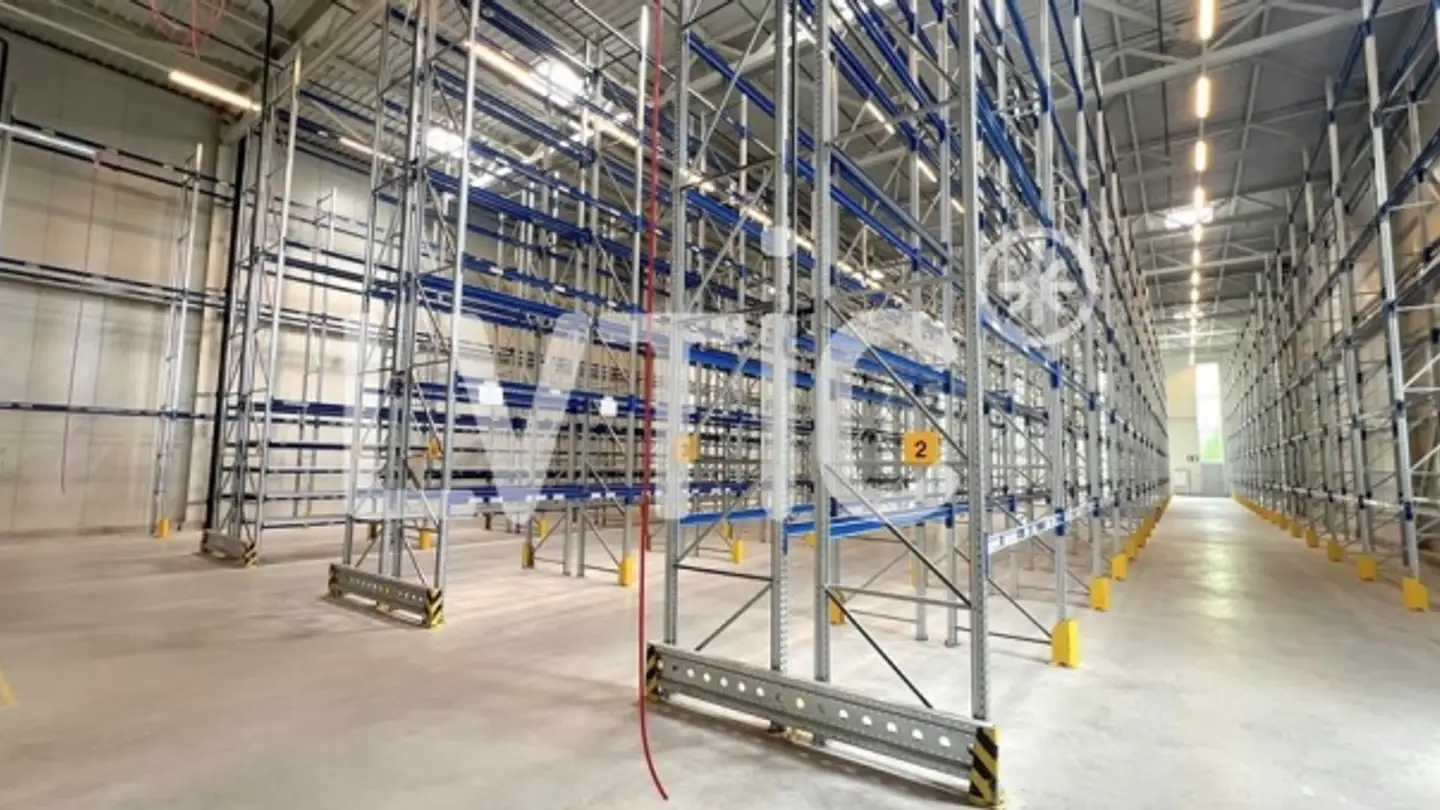 Storage space for rent - 1026 Denges