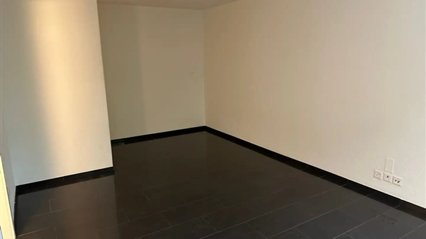 Appartement à louer - Crêt-Des-Fleurs / Blumenrain 51, 2503 Biel/Bienne - Photo 2