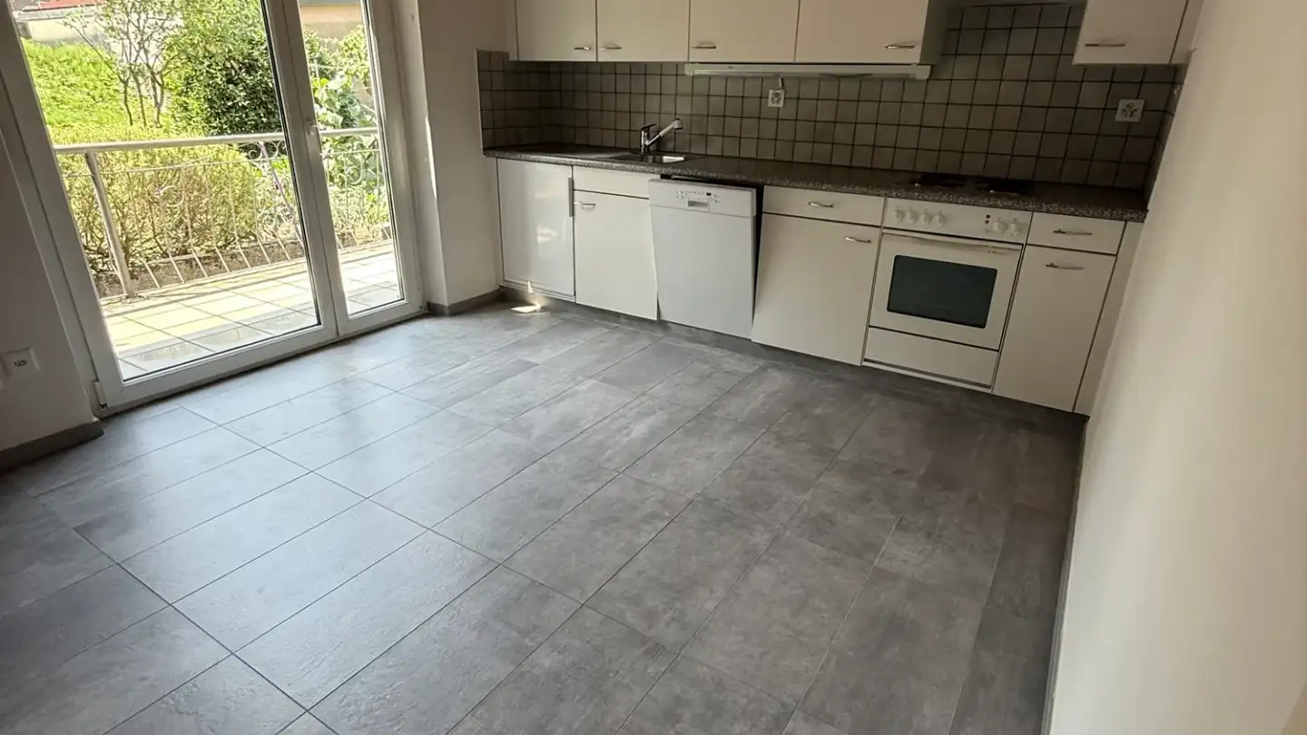 Appartement à louer - 6518 Gorduno