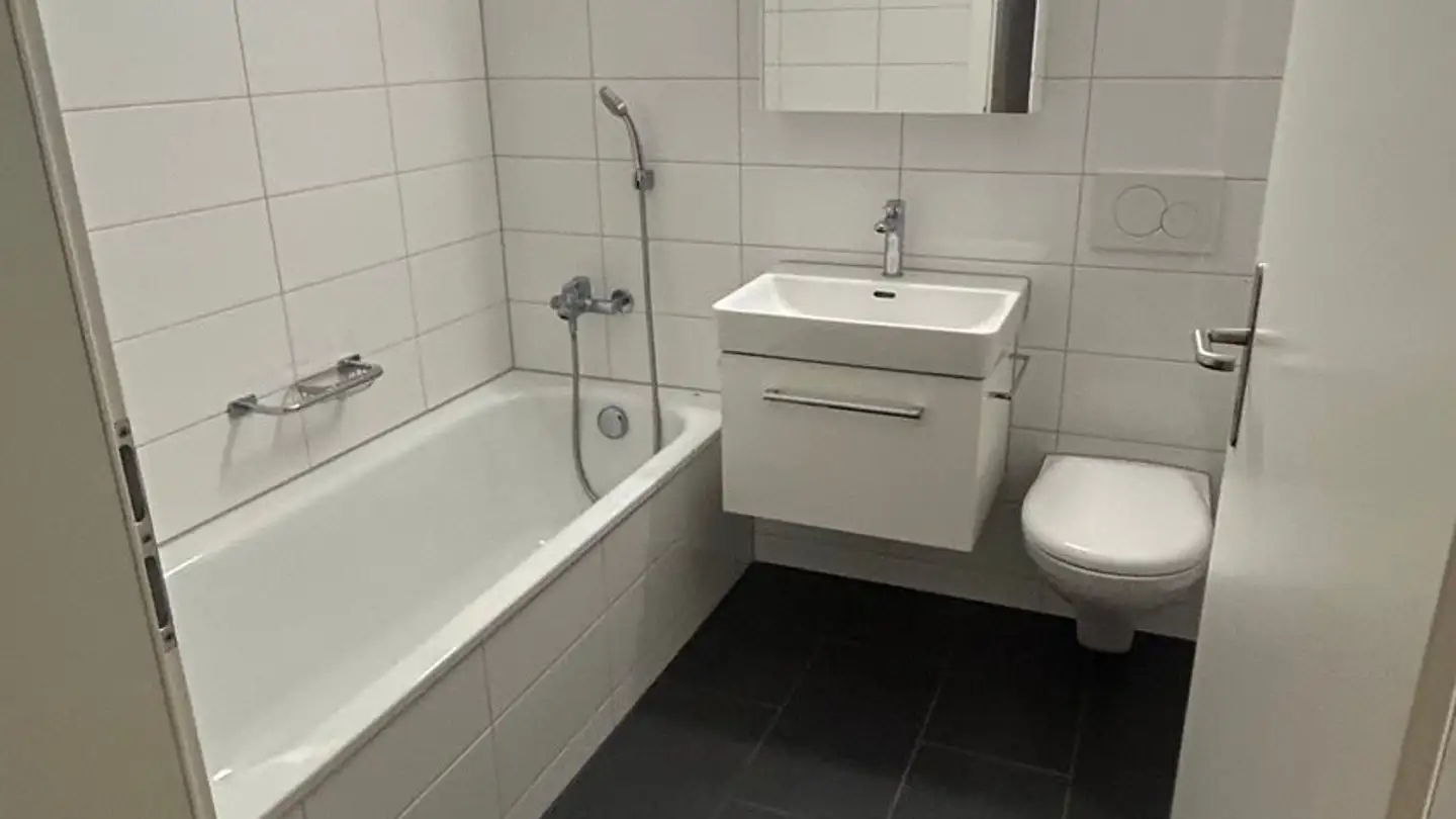 Apartment for rent - Bahnhofstrasse 68, 4914 Roggwil BE - Photo 3