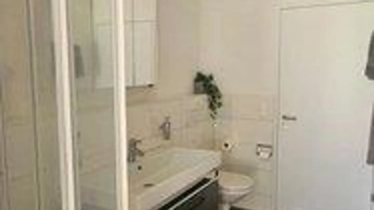 Single room for rent - 6415 Arth - Photo 3