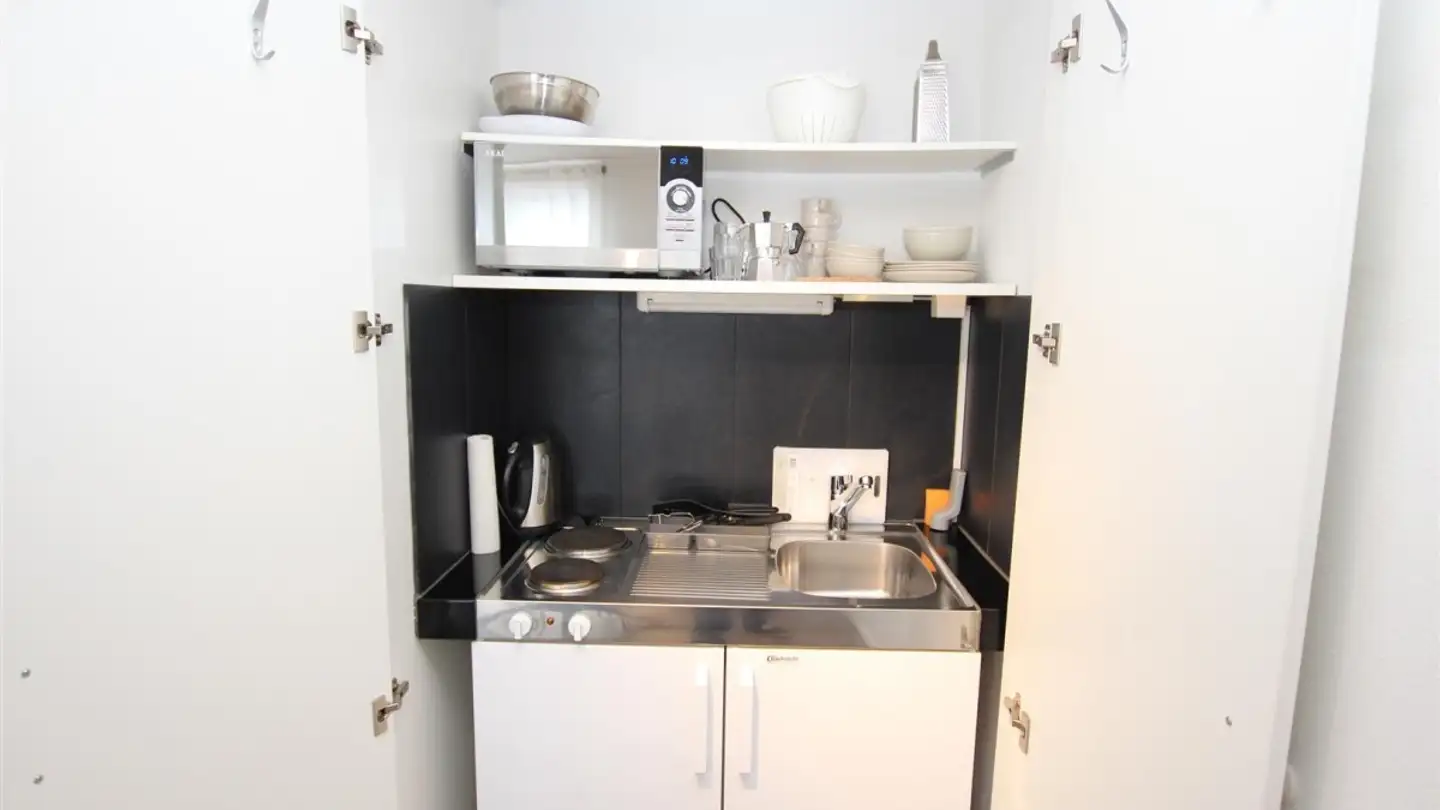 Furnished apartment for rent - Rue De Montbrillant 21, 1201 Genève - Photo 3